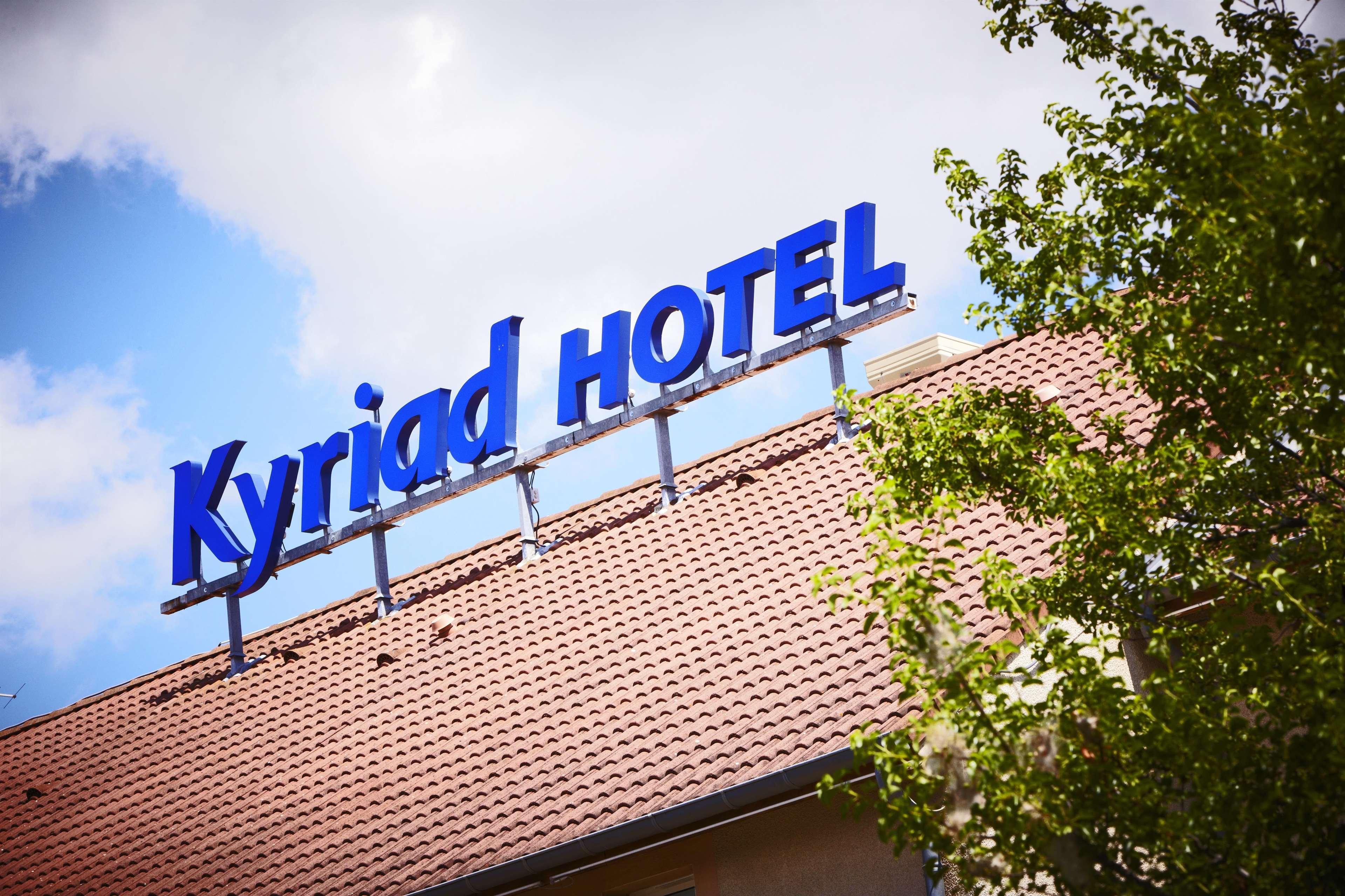 Kyriad Lyon Est - Saint Bonnet De Mure Zewnętrze zdjęcie
