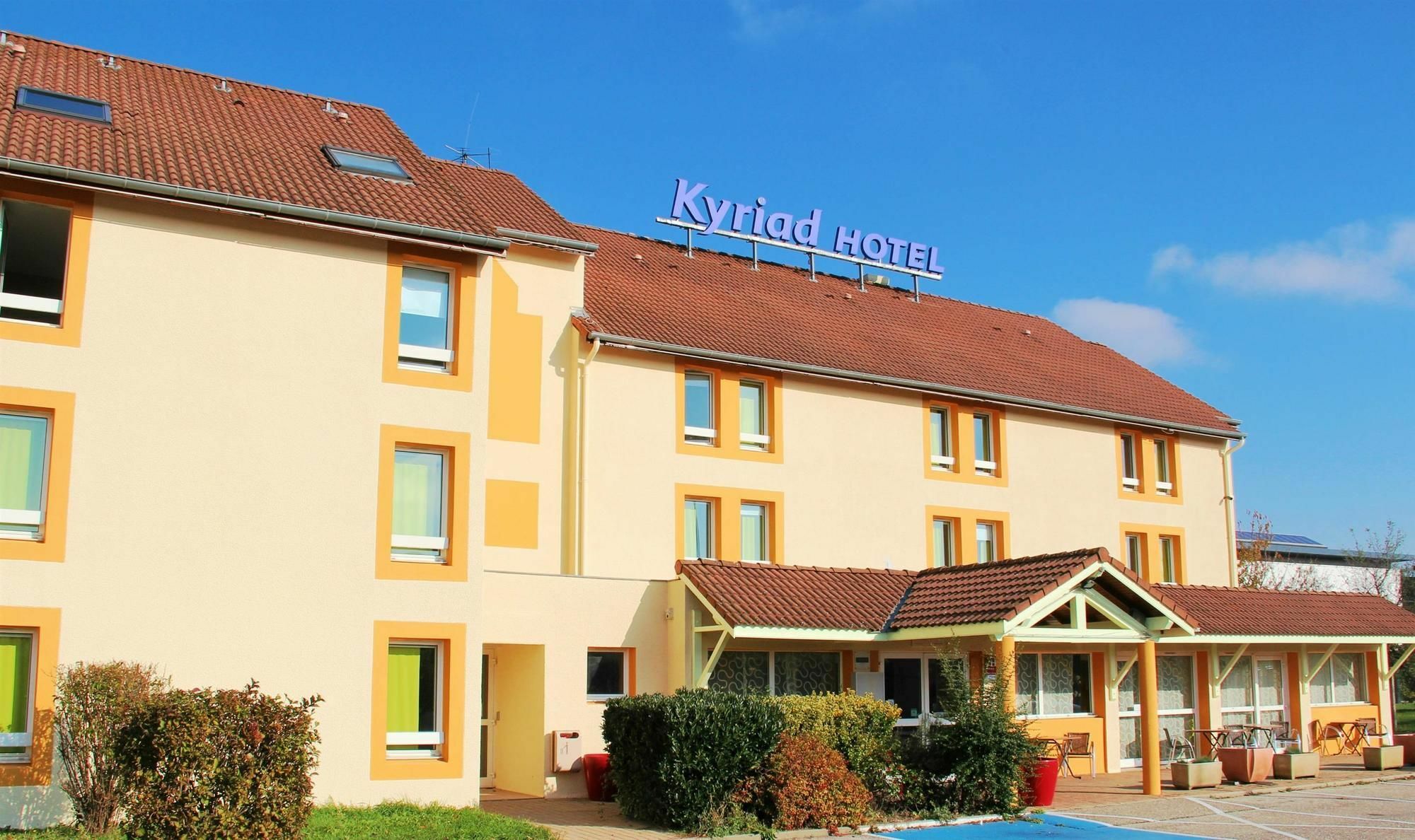 Kyriad Lyon Est - Saint Bonnet De Mure Zewnętrze zdjęcie